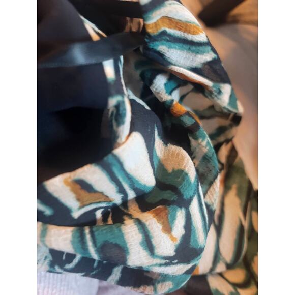 Anthropologie Flutter-Sleeve Printed Wrap Top - New Small - Picture 5 of 6